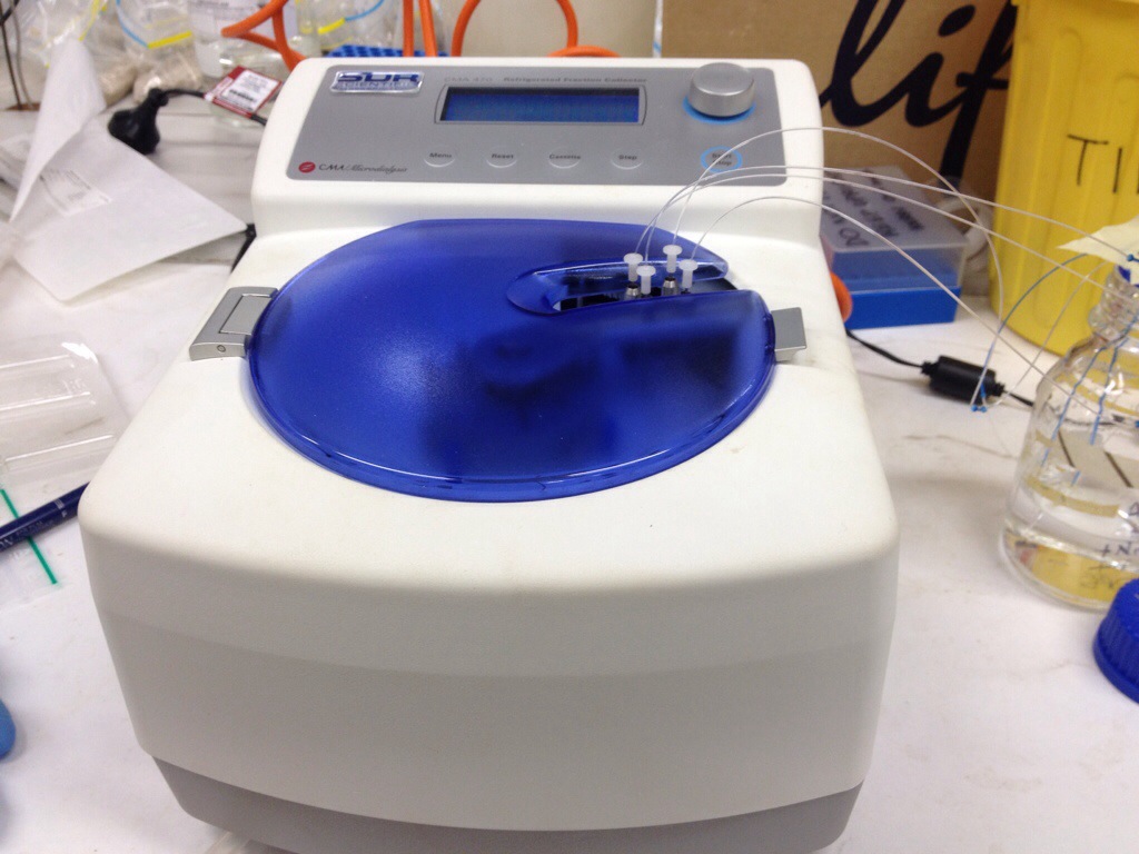 The sample collector, chilled to 6 degrees C. Sample tubes sit inside the blue well thingy.